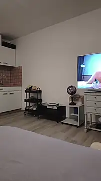 Miss candymandy online show from April 15, 7:54 pm