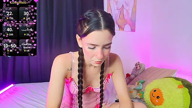 Peach Rose  online show from January 12, 11:32 pm