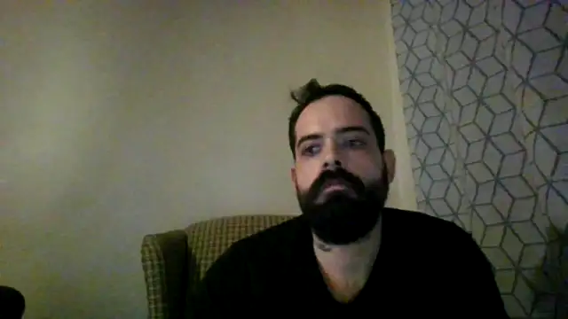 guccititi online show from April 2, 5:05 am