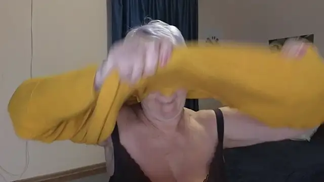 Sandra Snowflake online show from November 7, 4:01 am