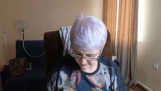 Sandra Snowflake online show from April 10, 4:17 am