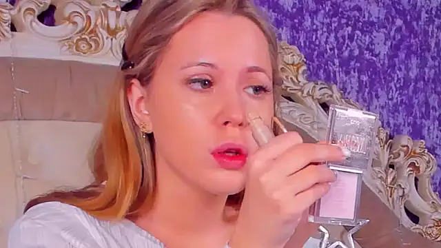 Snapshot of BECKI_VRES chatting on March 9, 10:41 am BECKI VRES online show from March 9, 10:41 am