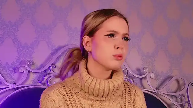 Snapshot of BECKI_VRES chatting on October 15, 8:31 pm BECKI VRES online show from October 15, 8:31 pm