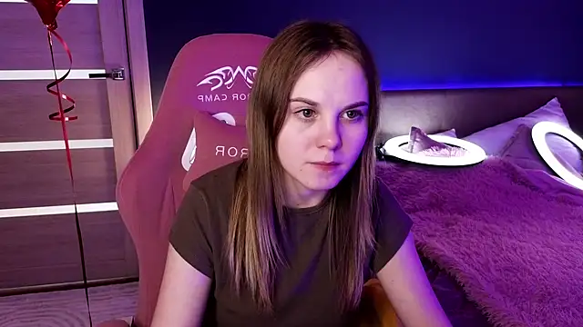 Snapshot of Dyna_bae chatting on February 23, 4:17 am Dyna bae online show from February 23, 4:17 am