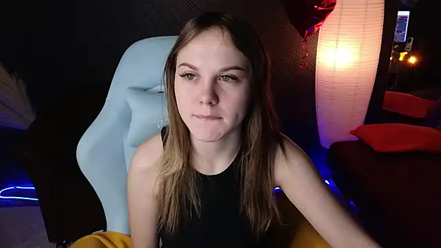 Snapshot of Dyna_bae chatting on March 11, 12:54 am Dyna bae online show from March 11, 12:54 am