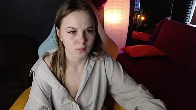 Snapshot of Dyna_bae chatting on March 12, 7:24 am Dyna bae online show from March 12, 7:24 am