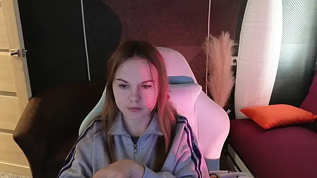 Snapshot of Dyna_bae chatting on September 10, 1:49 am Dyna bae online show from September 10, 1:49 am