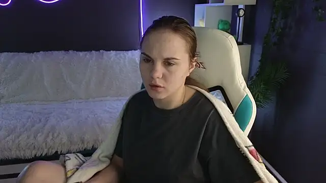 Snapshot of Dyna_bae chatting on September 15, 2:11 am Dyna bae online show from September 15, 2:11 am