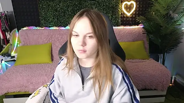 Snapshot of Dyna_bae chatting on September 30, 2:27 am Dyna bae online show from September 30, 2:27 am