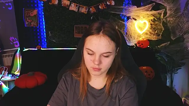 Snapshot of Dyna_bae chatting on October 30, 1:51 am Dyna bae online show from October 30, 1:51 am