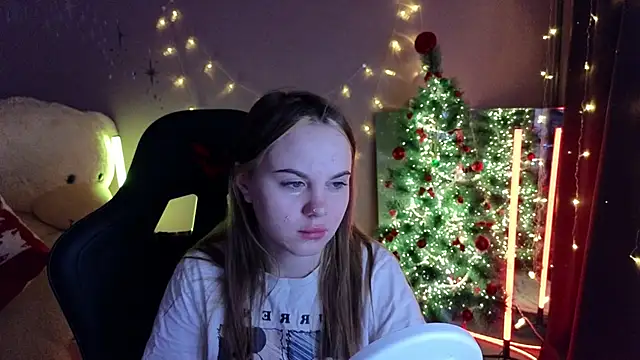 Snapshot of Dyna_bae chatting on December 2, 2:17 am Dyna bae online show from December 2, 2:17 am