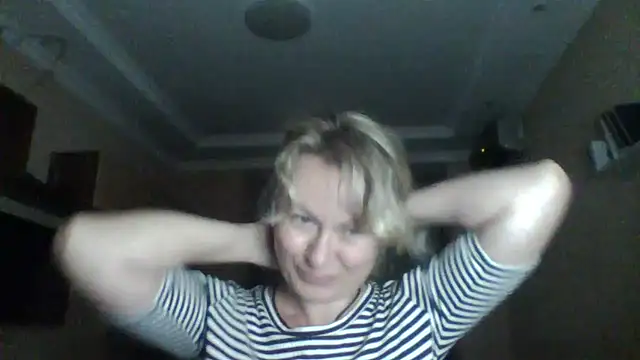 Snapshot of Mary888x chatting on October 4, 7:45 pm Mary888x online show from October 4, 7:45 pm