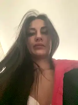 Snapshot of Veronicavirus chatting on December 17, 9:26 am Veronicavirus online show from December 17, 9:26 am