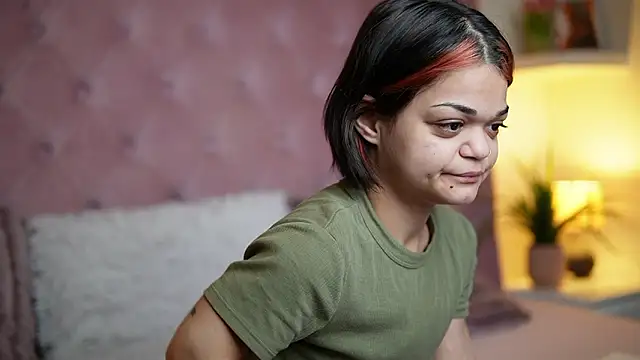 Snapshot of MaiaMini chatting on January 14, 9:31 pm MaiaMini online show from January 14, 9:31 pm