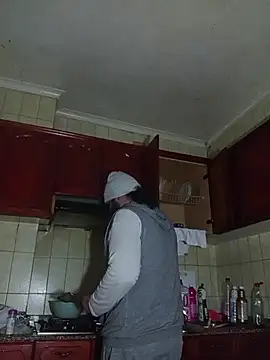 serpensy online show from December 15, 8:24 pm