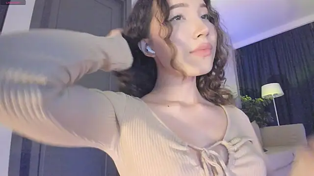 Snapshot of mey_baee chatting on November 16, 5:07 pm mey baee online show from November 16, 5:07 pm