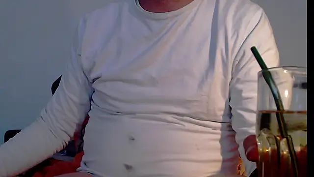 MaryundFling online show from February 13, 8:05 pm