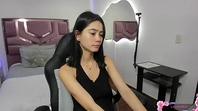 MollyCraft online show from February 28, 11:25 am