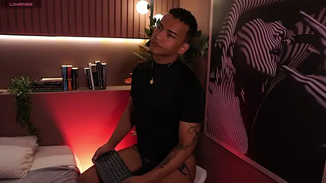 Rafa2004Cruz online show from March 9, 1:15 pm