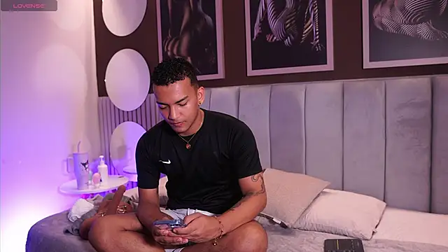 Rafa2004Cruz online show from March 31, 12:49 pm