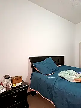 Snapshot of Coeur_de_luxure chatting on March 18, 9:21 pm Coeur de luxure online show from March 18, 9:21 pm