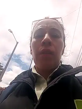 Snapshot of Coeur_de_luxure chatting on October 8, 6:16 pm Coeur de luxure online show from October 8, 6:16 pm