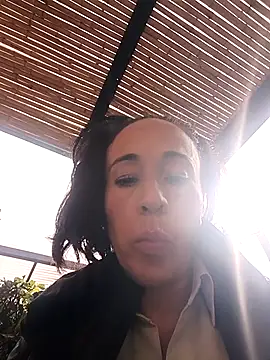 Coeur de luxure online show from April 17, 1:25 pm