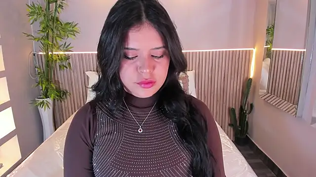 GeorginaReyes online show from February 27, 10:43 pm