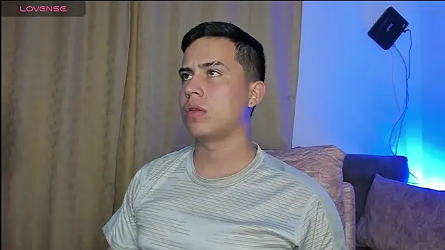 mattiwsmorris  online show from February 27, 3:36 am