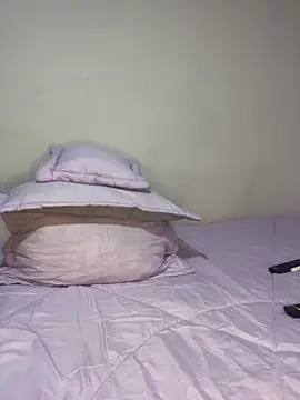 Snapshot of Ohno101 chatting on February 28, 5:15 pm Ohno101 online show from February 28, 5:15 pm