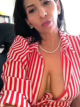 Snapshot of Mrsvictoriaaa chatting on April 30, 8:57 pm Mrsvictoriaaa online show from April 30, 8:57 pm