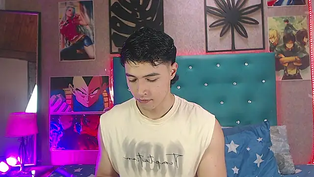 Snapshot of LiamAndrewzz chatting on September 15, 6:30 pm LiamAndrewzz online show from September 15, 6:30 pm