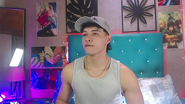 Snapshot of LiamAndrewzz chatting on September 29, 4:45 pm LiamAndrewzz online show from September 29, 4:45 pm