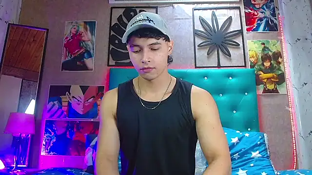 Snapshot of LiamAndrewzz chatting on October 11, 6:06 pm LiamAndrewzz online show from October 11, 6:06 pm