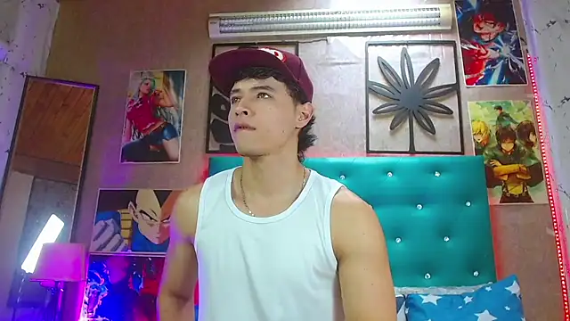 Snapshot of LiamAndrewzz chatting on November 3, 5:58 pm LiamAndrewzz online show from November 3, 5:58 pm