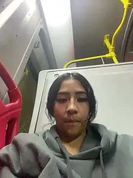 Snapshot of kitty_jets chatting on March 2, 5:12 am kitty jets online show from March 2, 5:12 am