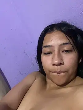 Snapshot of kitty_jets chatting on March 3, 3:41 am kitty jets online show from March 3, 3:41 am