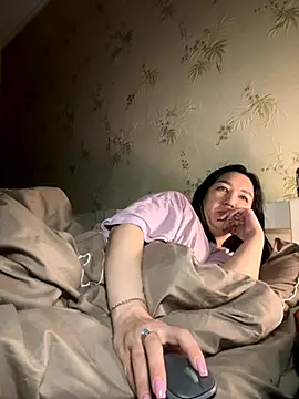 Naughtbaby 2025 online show from October 25, 11:21 pm