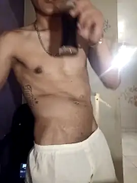 LeonRoots online show from February 4, 7:47 am