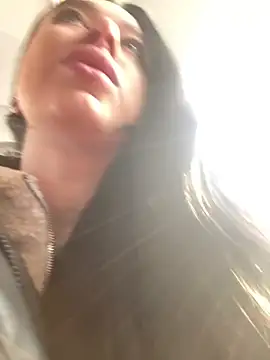 AlishaPrettyBlade online show from March 3, 3:30 am