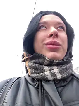 AlishaPrettyBlade online show from March 7, 3:40 am