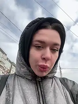 AlishaPrettyBlade online show from March 19, 5:11 am