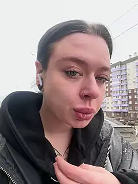 AlishaPrettyBlade online show from March 29, 6:24 am