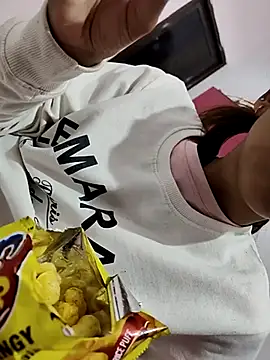 Snapshot of HorNy_Bro_Sis chatting on February 23, 11:22 am HorNy Bro Sis online show from February 23, 11:22 am