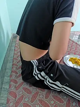 Snapshot of HorNy_Bro_Sis chatting on October 19, 4:35 am HorNy Bro Sis online show from October 19, 4:35 am