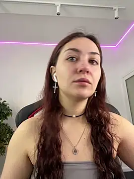 AshleySkott  online show from September 29, 8:30 am