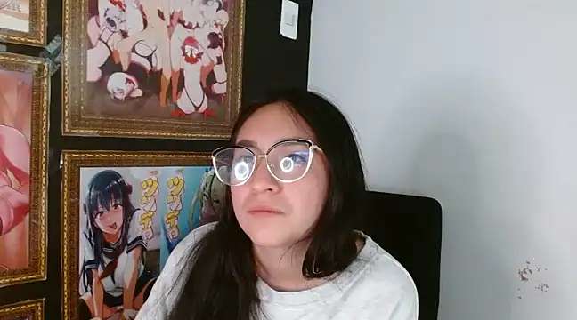 Arielle lov online show from March 8, 2:30 pm