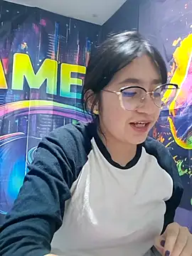 Arielle lov online show from April 12, 10:42 am