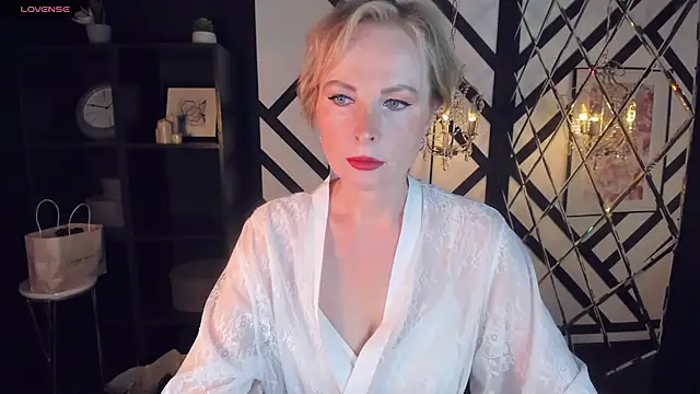 Sandra Kind online show from February 21, 5:35 am