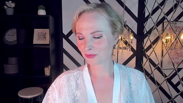 Sandra Kind online show from February 24, 8:49 am